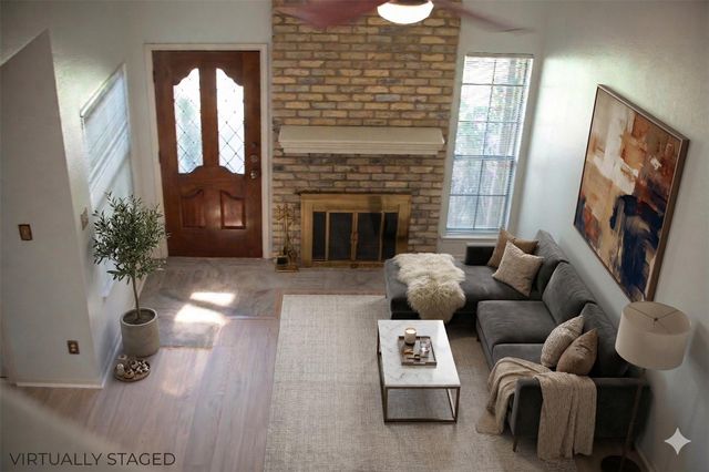 10819 Crown Colony DR 31, Austin, TX 78747