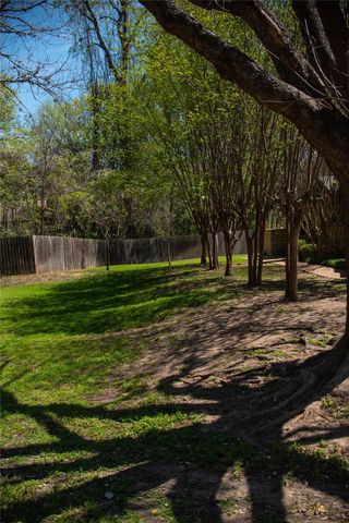 10819 Crown Colony DR 31, Austin, TX 78747