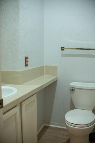 10819 Crown Colony DR 31, Austin, TX 78747