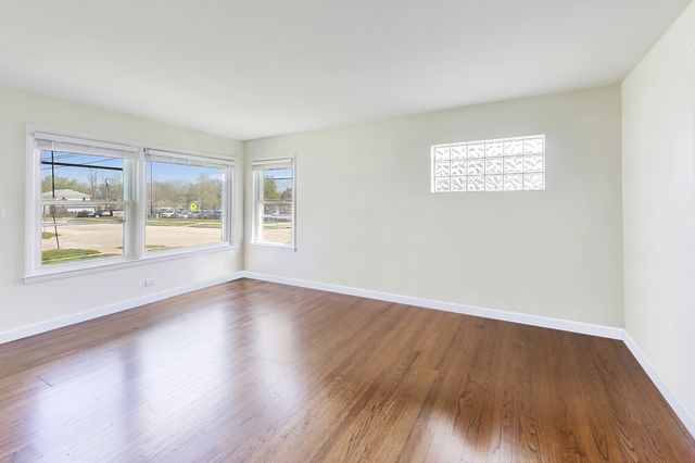 1789 Farwell Avenue, Des Plaines, IL 60018