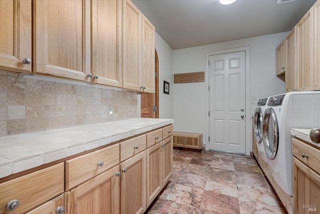 2420 Mountain Ranch Rd, Petaluma, CA 94954