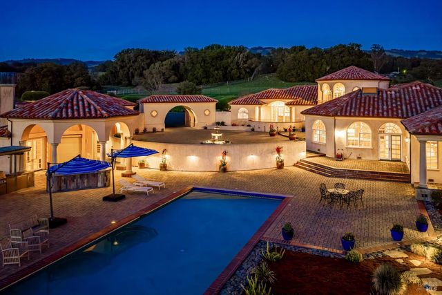 2420 Mountain Ranch Rd, Petaluma, CA 94954