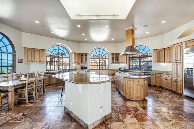 2420 Mountain Ranch Rd, Petaluma, CA 94954