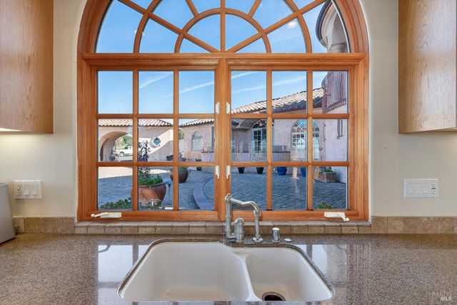 2420 Mountain Ranch Rd, Petaluma, CA 94954