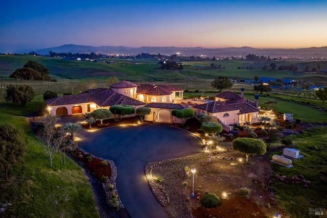 2420 Mountain Ranch Rd, Petaluma, CA 94954