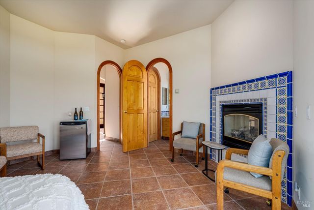 2420 Mountain Ranch Rd, Petaluma, CA 94954