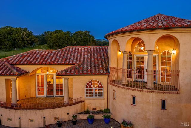 2420 Mountain Ranch Rd, Petaluma, CA 94954