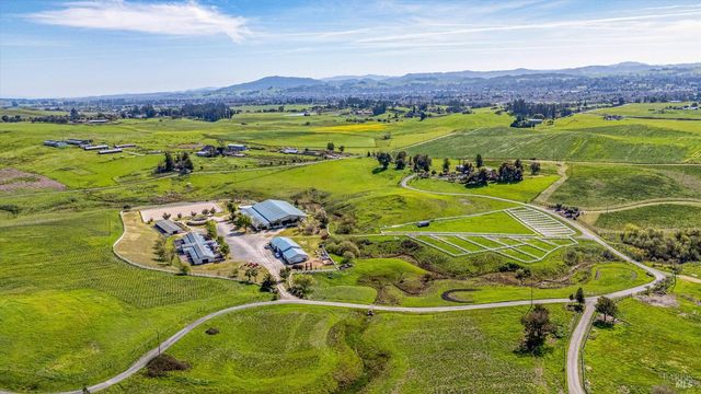 2420 Mountain Ranch Rd, Petaluma, CA 94954