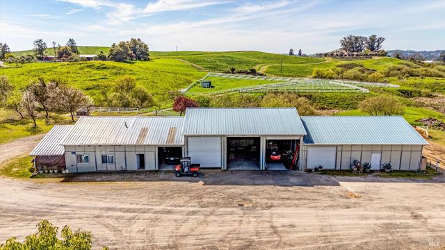 2420 Mountain Ranch Rd, Petaluma, CA 94954