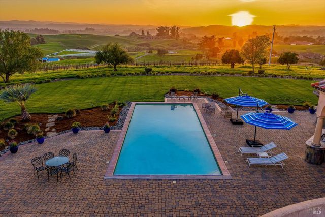 2420 Mountain Ranch Rd, Petaluma, CA 94954