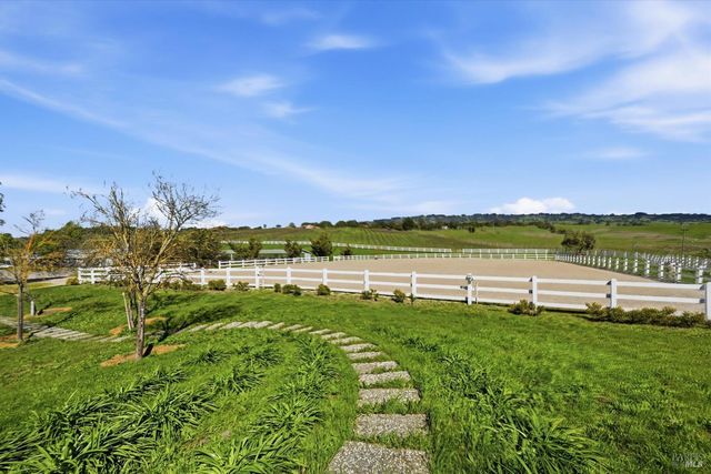 2420 Mountain Ranch Rd, Petaluma, CA 94954