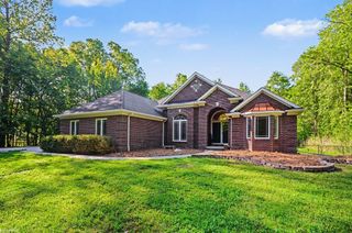 8367 Lindsey Road, Casco, MI 48064