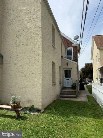 31 W 4TH ST, Lansdale, PA 19446