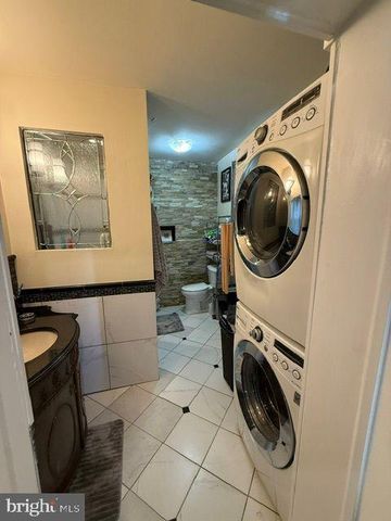31 W 4TH ST, Lansdale, PA 19446