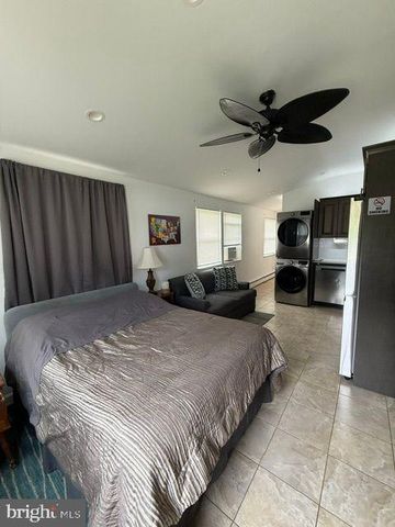 31 W 4TH ST, Lansdale, PA 19446