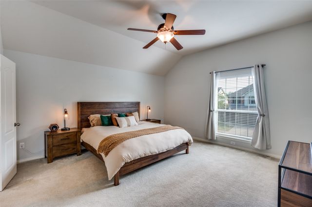 330 Kirby Drive, Argyle, TX 76226