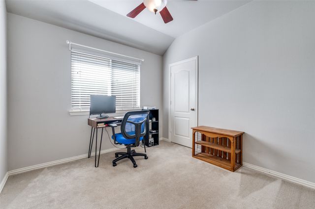 330 Kirby Drive, Argyle, TX 76226