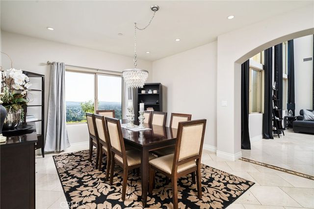 388 Conifer Road, Glendora, CA 91741
