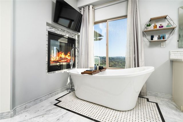 388 Conifer Road, Glendora, CA 91741