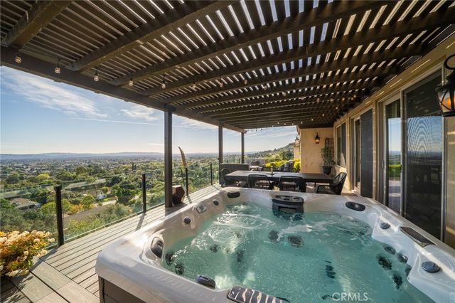 388 Conifer Road, Glendora, CA 91741