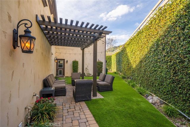 388 Conifer Road, Glendora, CA 91741