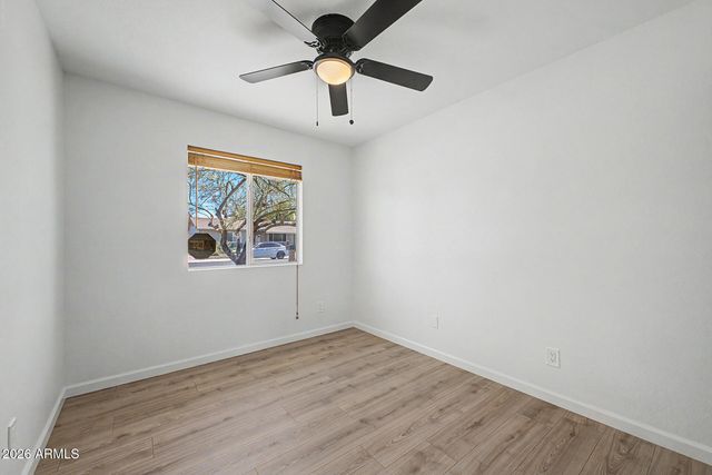 3226 W MICHELLE Drive, Phoenix, AZ 85053