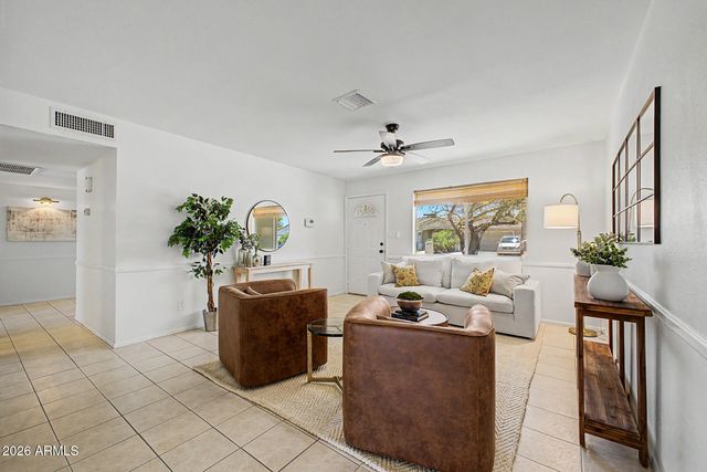 3226 W MICHELLE Drive, Phoenix, AZ 85053