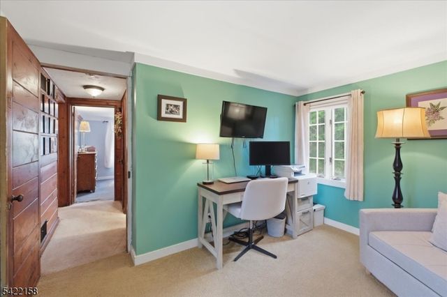 25 Indian Trl, Sparta Twp., NJ 07871