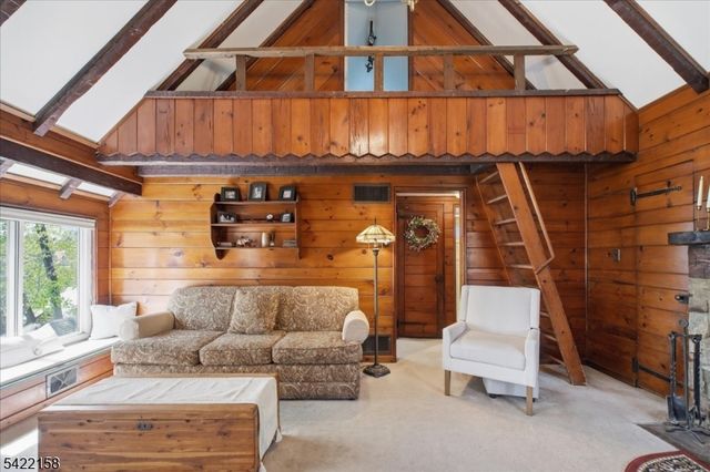 25 Indian Trl, Sparta Twp., NJ 07871