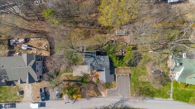 25 Indian Trl, Sparta Twp., NJ 07871