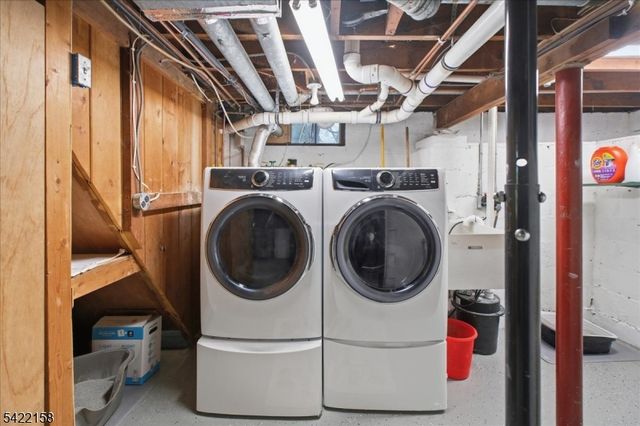 25 Indian Trl, Sparta Twp., NJ 07871