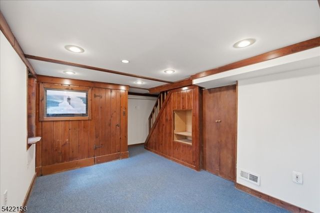 25 Indian Trl, Sparta Twp., NJ 07871