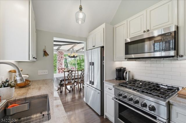 25 Indian Trl, Sparta Twp., NJ 07871