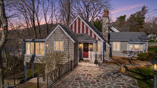 25 Indian Trl, Sparta Twp., NJ 07871