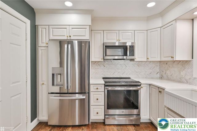 1201 Butztown Road 4, Bethlehem City, PA 18017