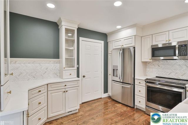 1201 Butztown Road 4, Bethlehem City, PA 18017