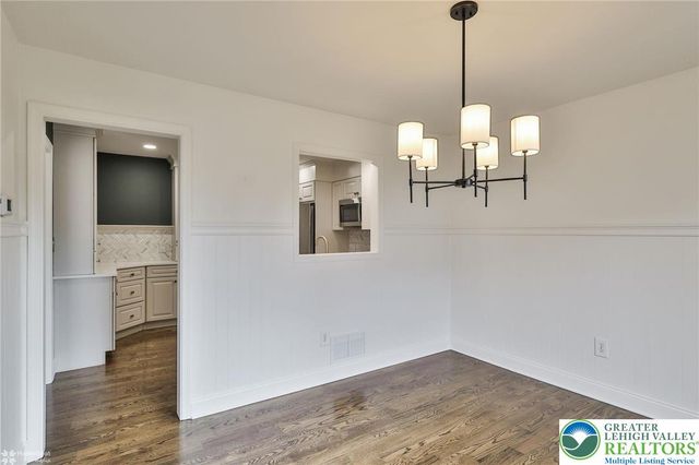 1201 Butztown Road 4, Bethlehem City, PA 18017
