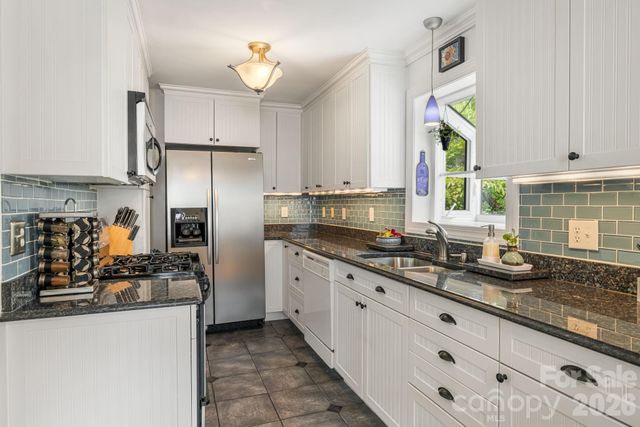 49 White Pine Drive, Asheville, NC 28805