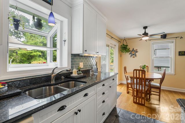 49 White Pine Drive, Asheville, NC 28805