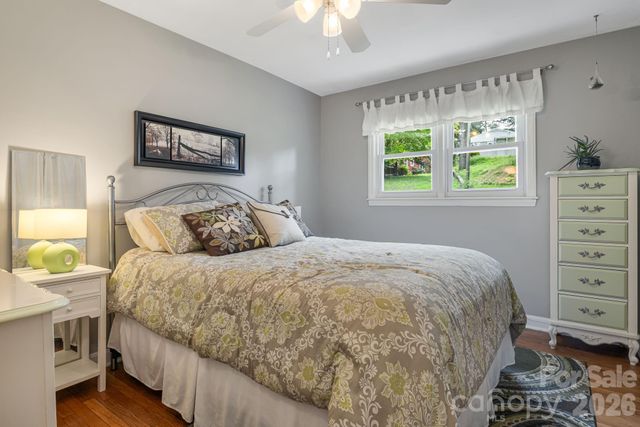 49 White Pine Drive, Asheville, NC 28805