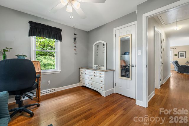 49 White Pine Drive, Asheville, NC 28805