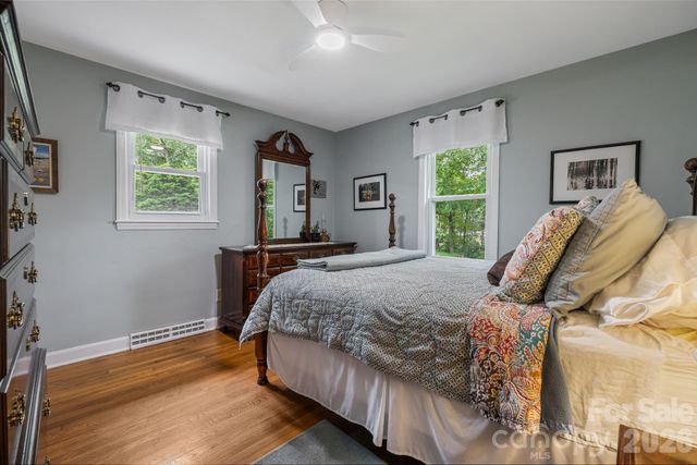 49 White Pine Drive, Asheville, NC 28805