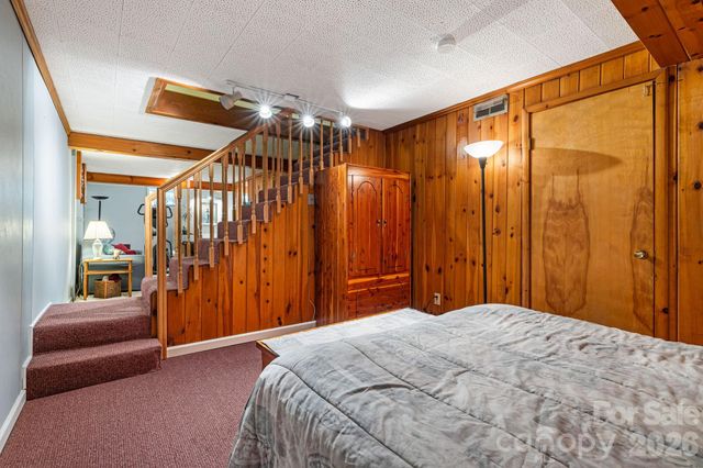 49 White Pine Drive, Asheville, NC 28805