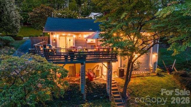 49 White Pine Drive, Asheville, NC 28805