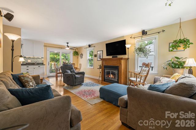 49 White Pine Drive, Asheville, NC 28805