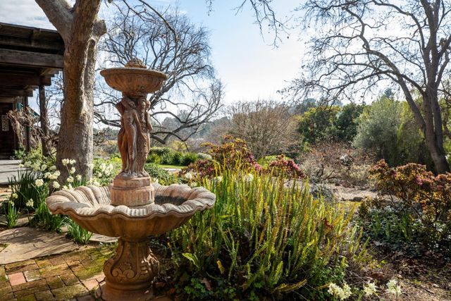 4127 Old Adobe Road, Palo Alto, CA 94306