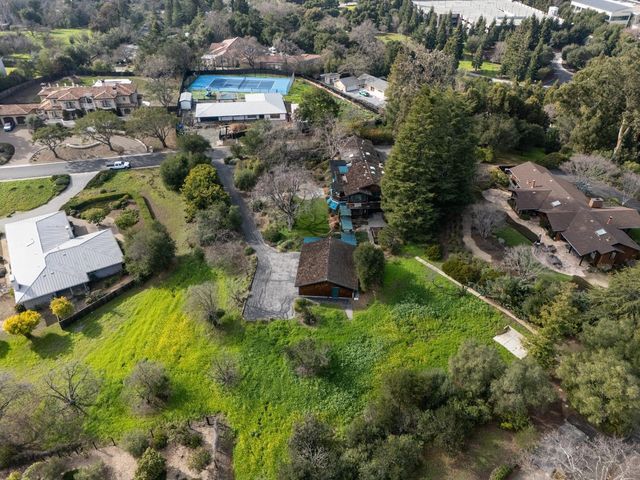 4127 Old Adobe Road, Palo Alto, CA 94306