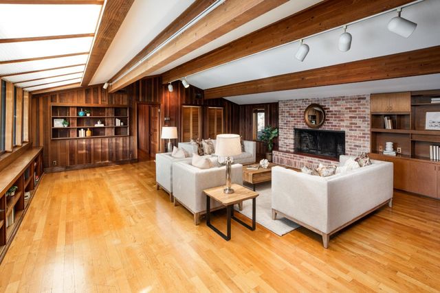 4127 Old Adobe Road, Palo Alto, CA 94306