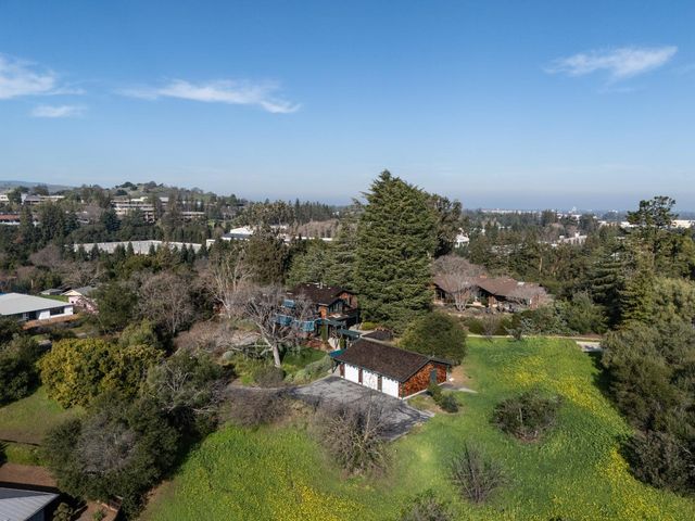 4127 Old Adobe Road, Palo Alto, CA 94306