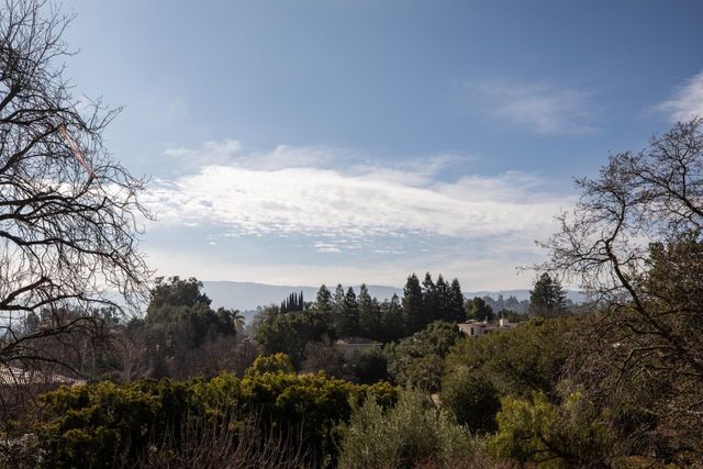 4127 Old Adobe Road, Palo Alto, CA 94306